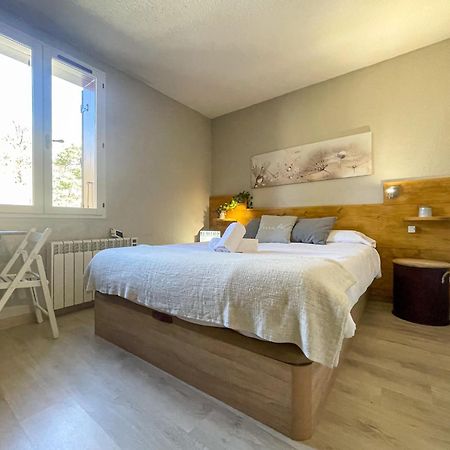 Apartamento Ideal Para Parejas En Enveitg Экстерьер фото