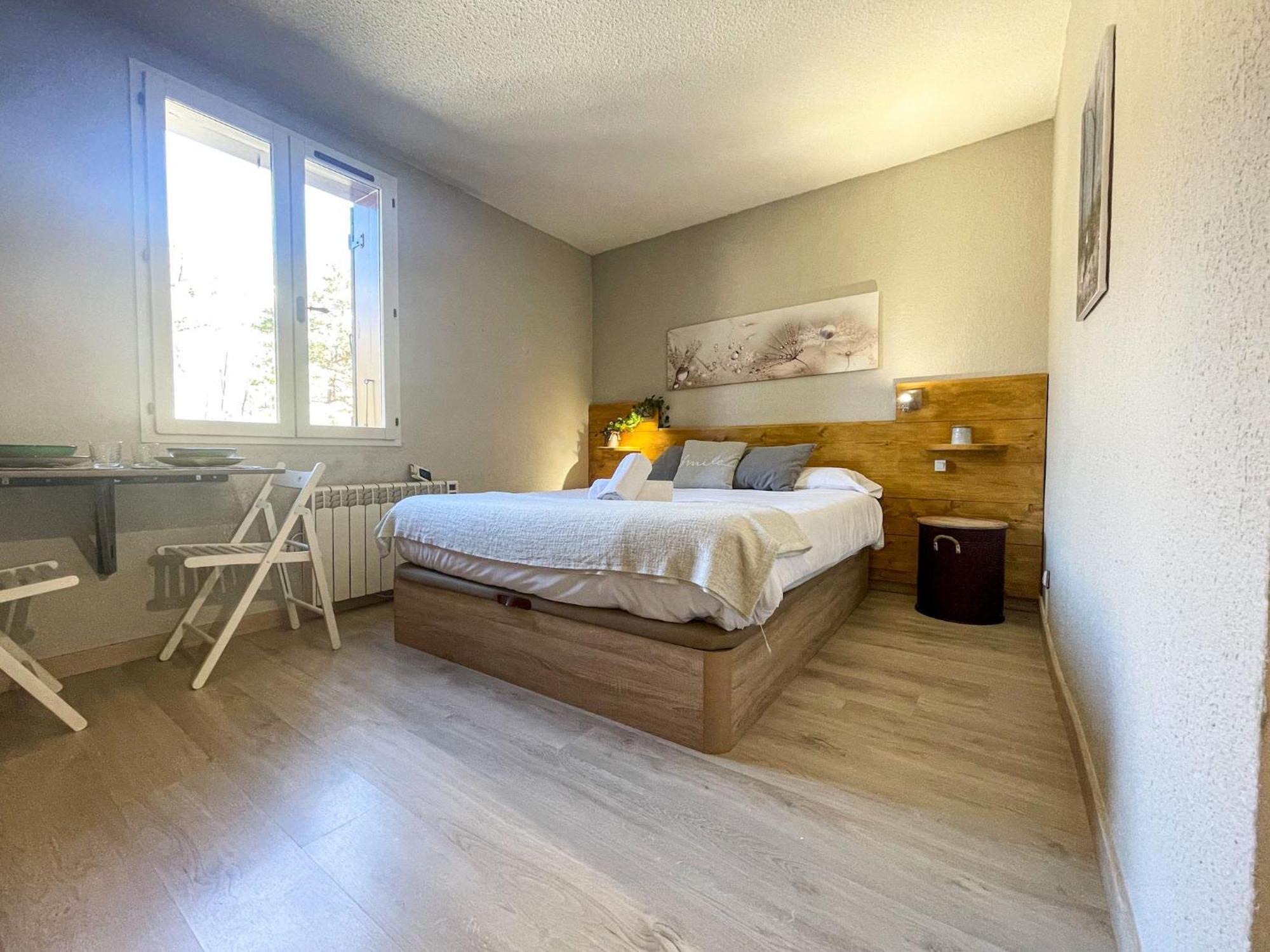 Apartamento Ideal Para Parejas En Enveitg Экстерьер фото