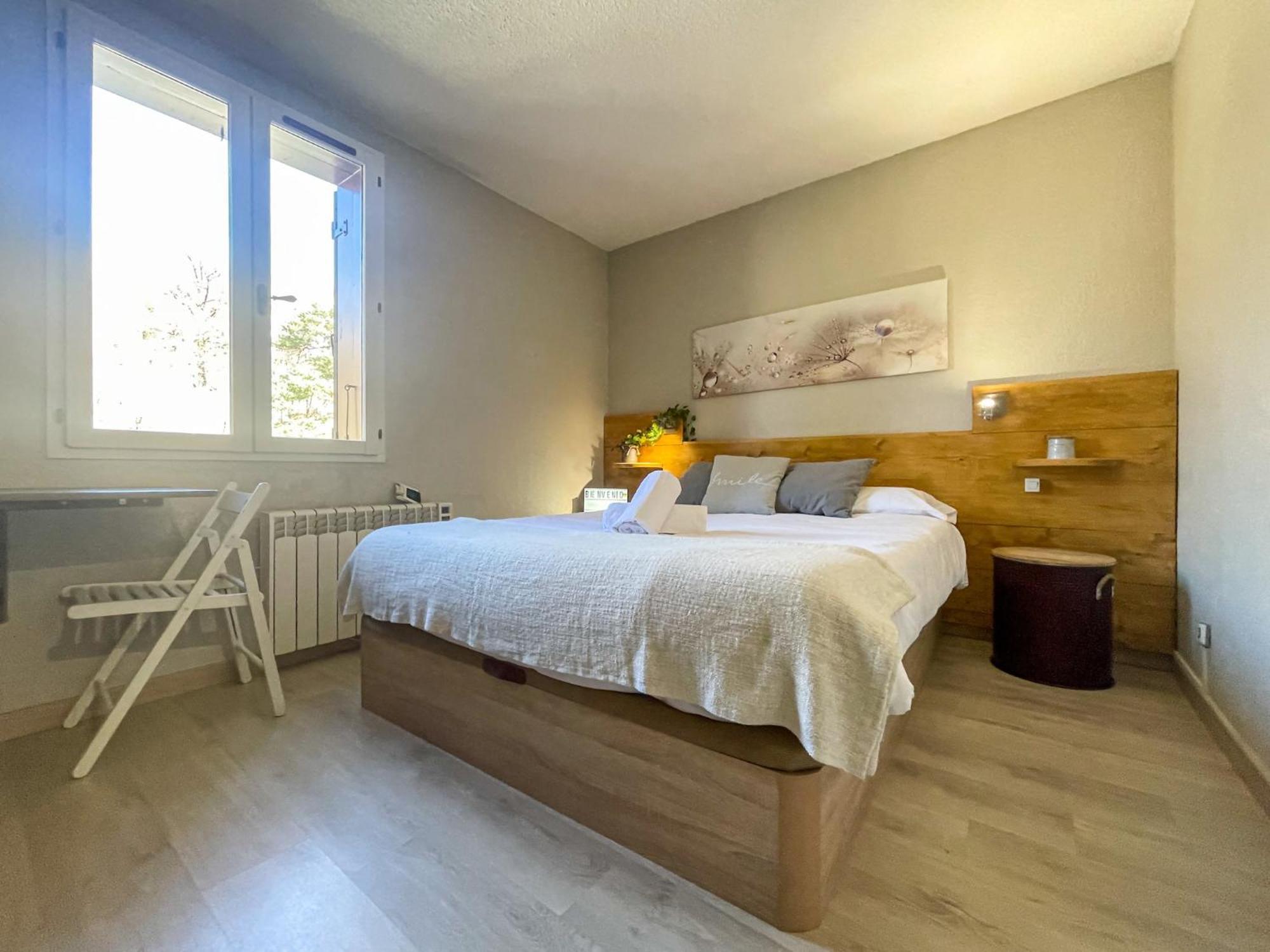 Apartamento Ideal Para Parejas En Enveitg Экстерьер фото